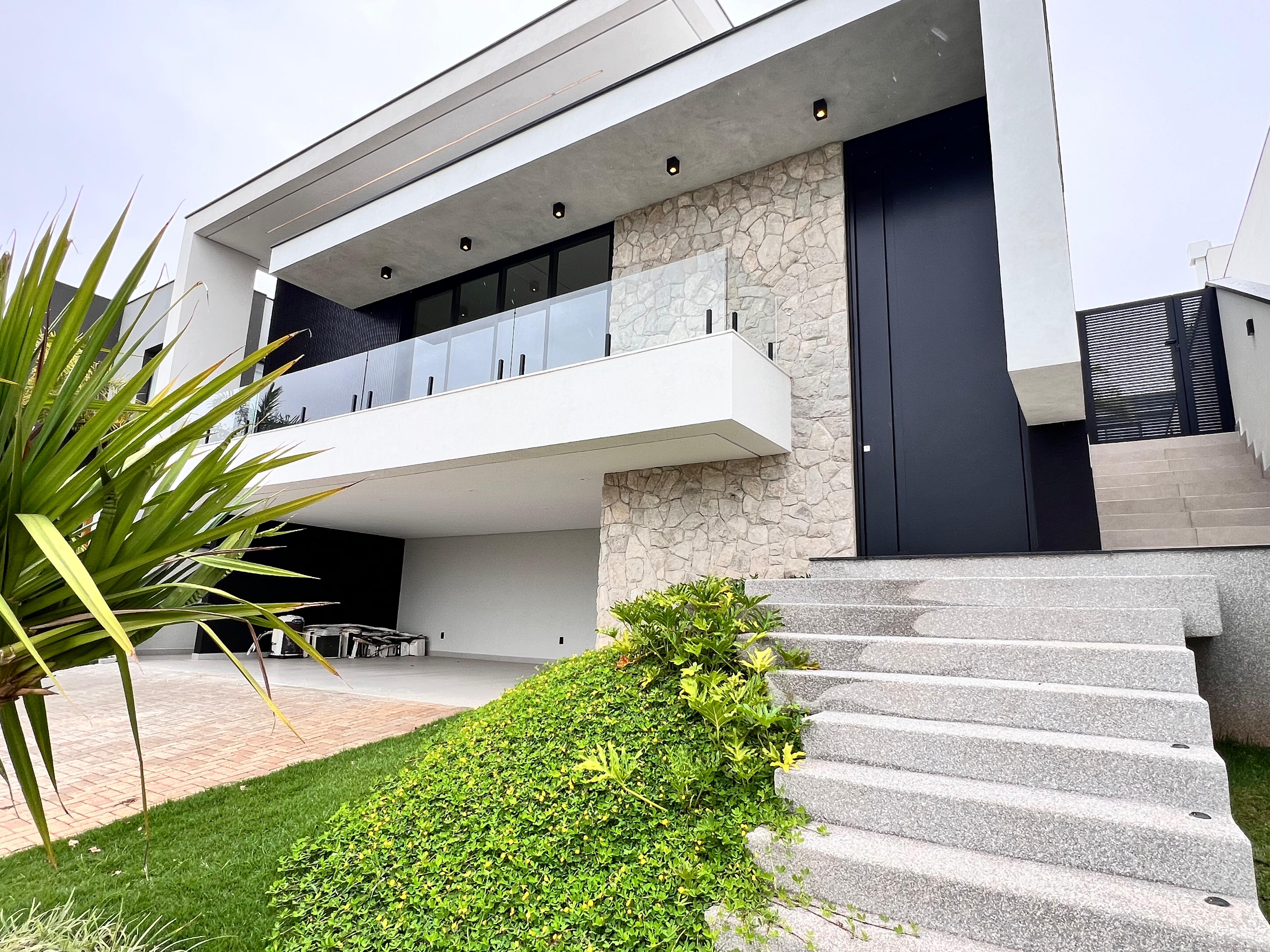 Casa com 3 dormit&oacute;rios,250m&sup2; - Alphaville Nova Esplanada IV - Votorantim - SP Alameda Nova Zelândia Votorantim - 