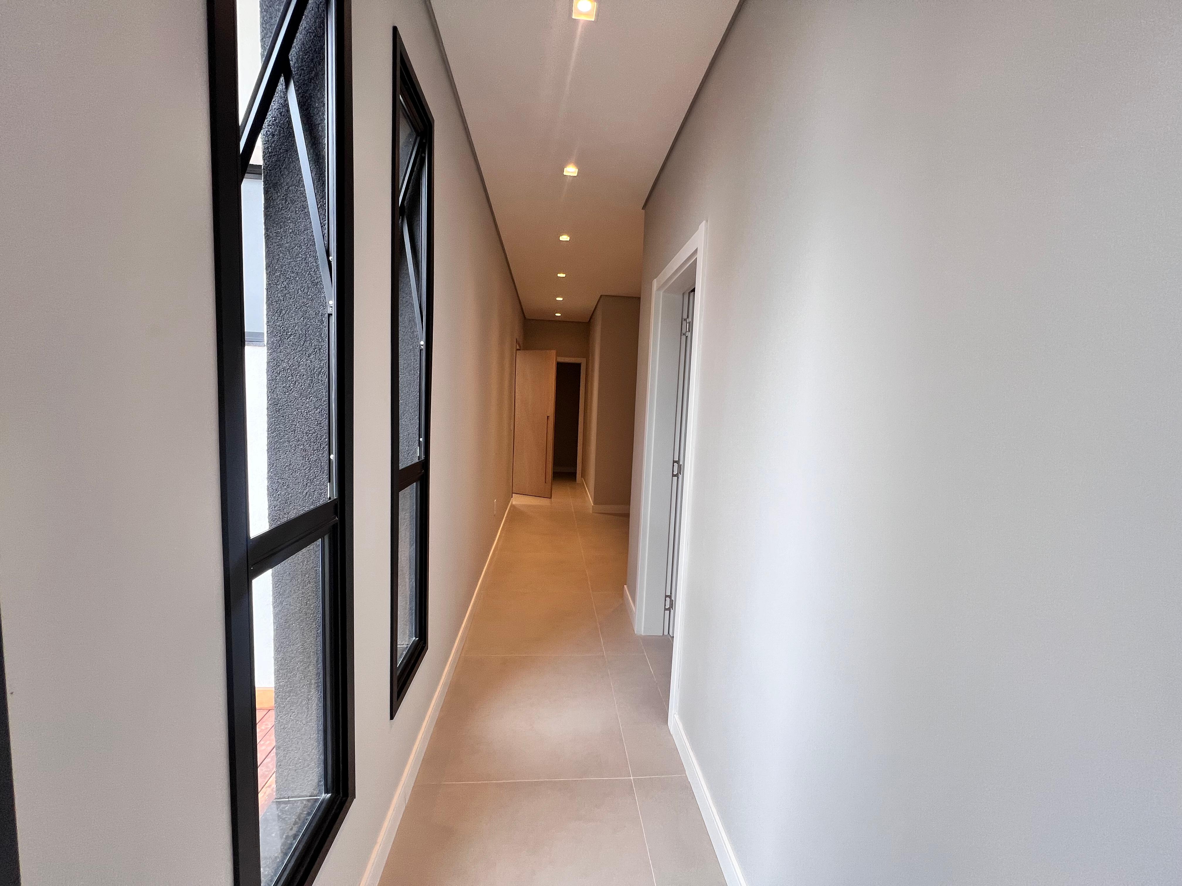 Casa com 3 dormit&oacute;rios,250m&sup2; - Alphaville Nova Esplanada IV - Votorantim - SP Alameda Nova Zelândia Votorantim - 