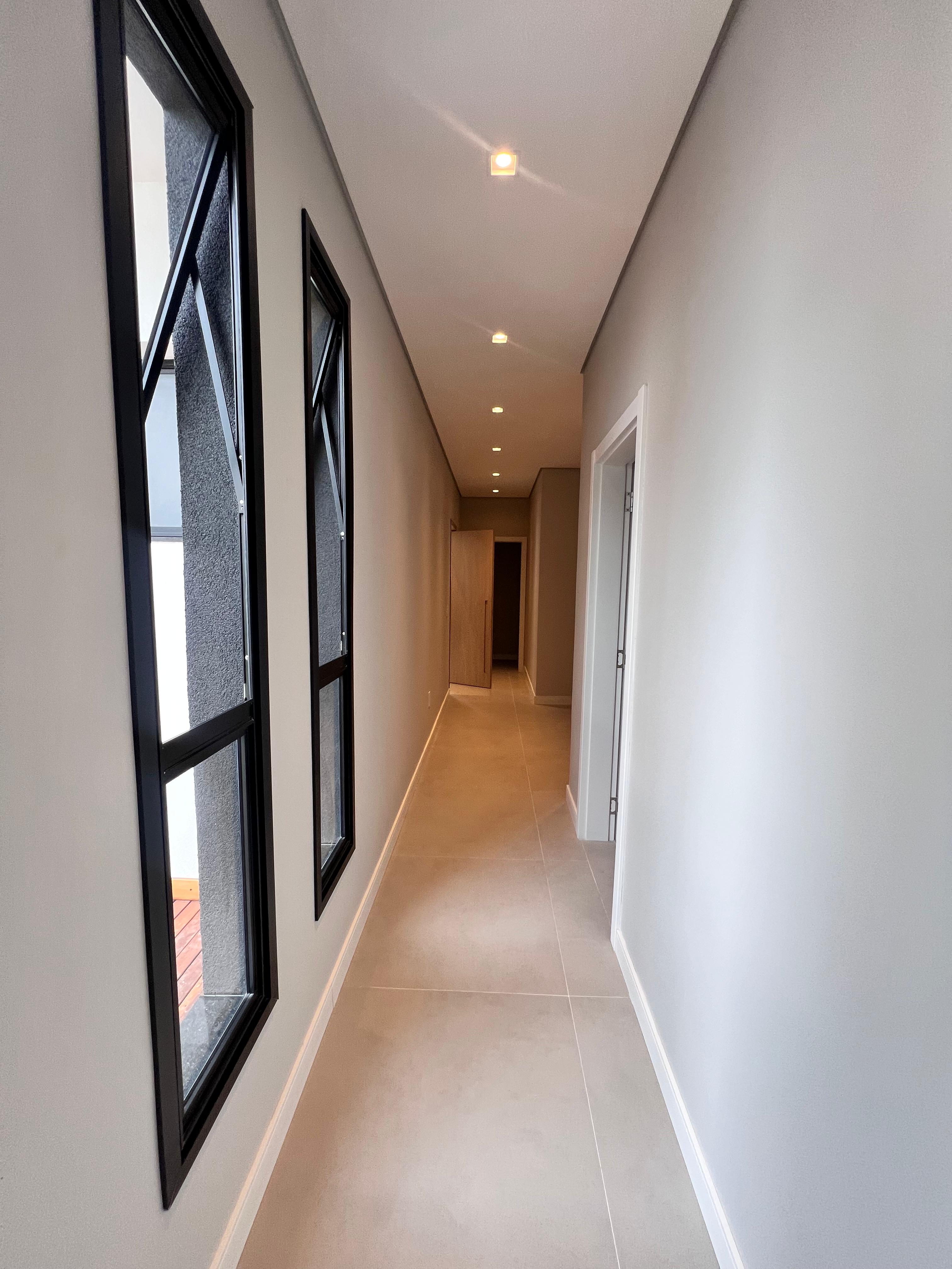 Casa com 3 dormit&oacute;rios,250m&sup2; - Alphaville Nova Esplanada IV - Votorantim - SP Alameda Nova Zelândia Votorantim - 