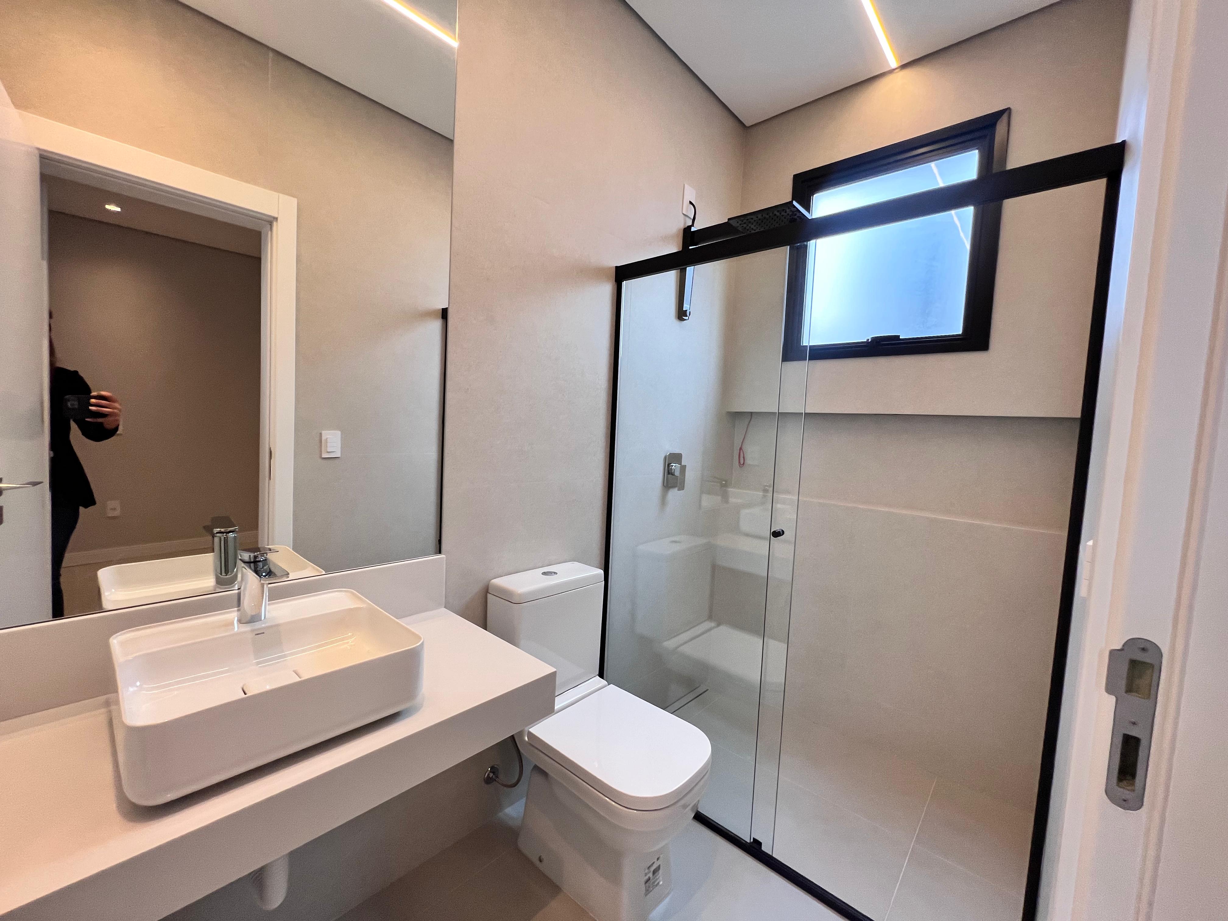 Casa com 3 dormit&oacute;rios,250m&sup2; - Alphaville Nova Esplanada IV - Votorantim - SP Alameda Nova Zelândia Votorantim - 