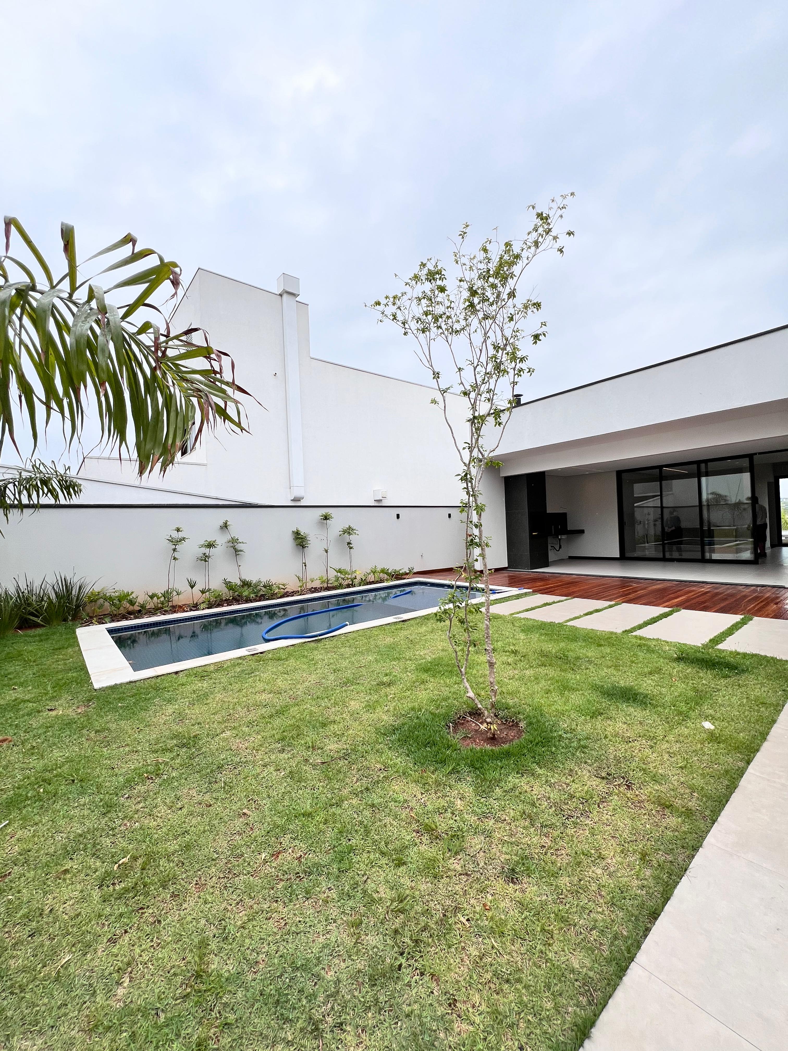 Casa com 3 dormit&oacute;rios,250m&sup2; - Alphaville Nova Esplanada IV - Votorantim - SP Alameda Nova Zelândia Votorantim - 