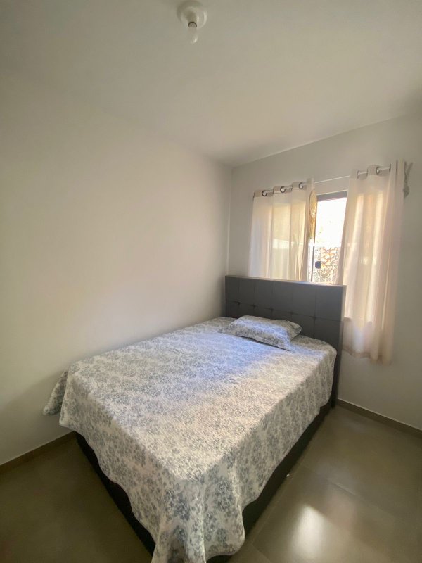 CASA COM 2 DORMITÓRIOS NO BAIRRO DOM JOAQUIM - Brusque - 