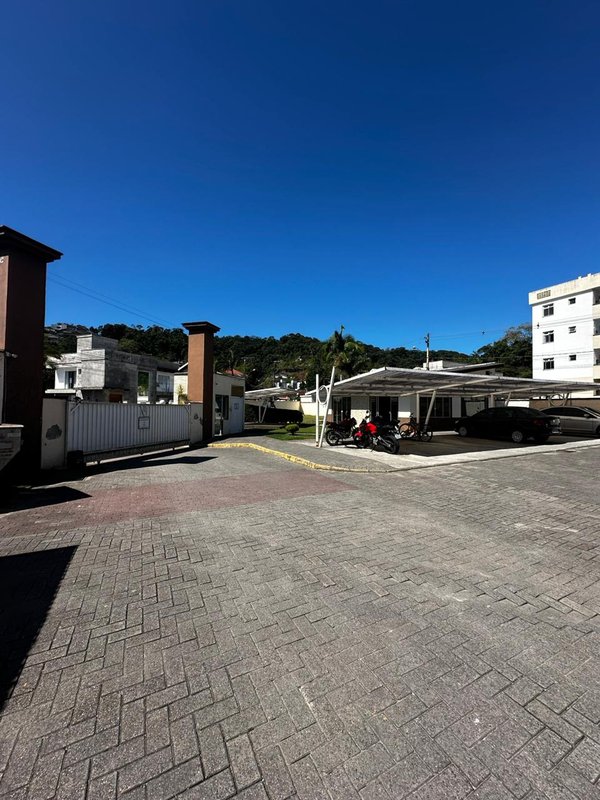 APARTAMENTO 2 DORMITÓRIOS - Brusque - 