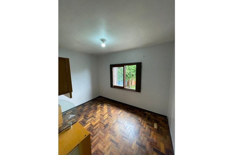 Casa STJFS 69 Casa 612481037-79 3 dormitórios 129m² João Fernandes Soares Porto Alegre - 