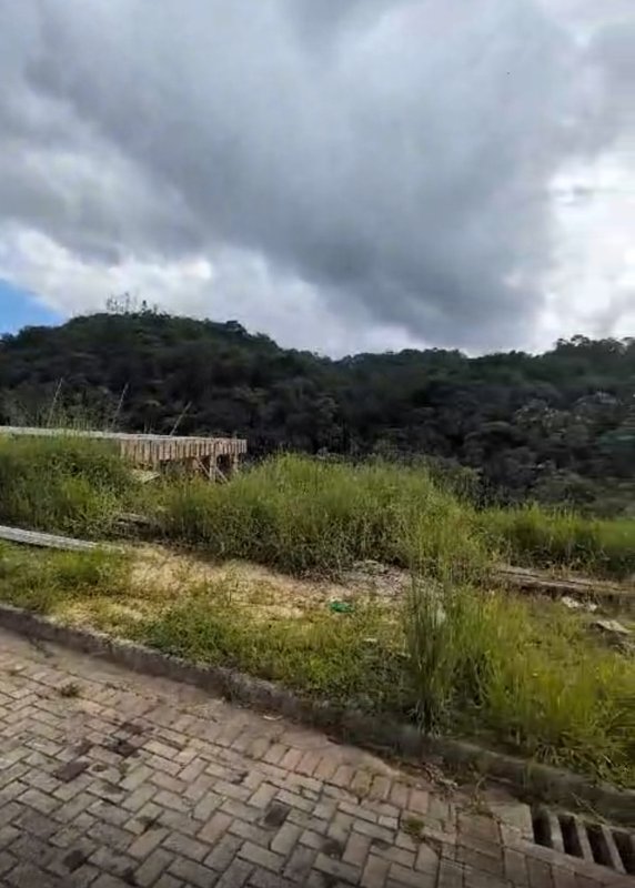 TERRENO NO BAIRRO ÁGUAS CLARAS - Brusque - 
