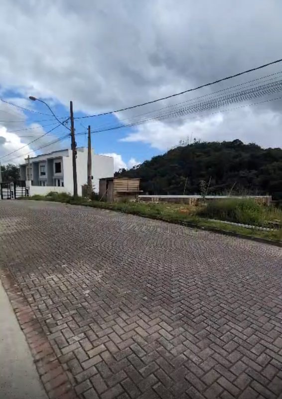 TERRENO NO BAIRRO ÁGUAS CLARAS - Brusque - 