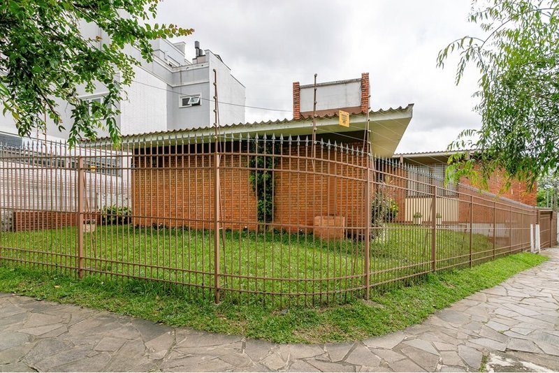 Casa SSCP 297 612521046-16 1 suíte 214m² Cândido Portinari Porto Alegre - 