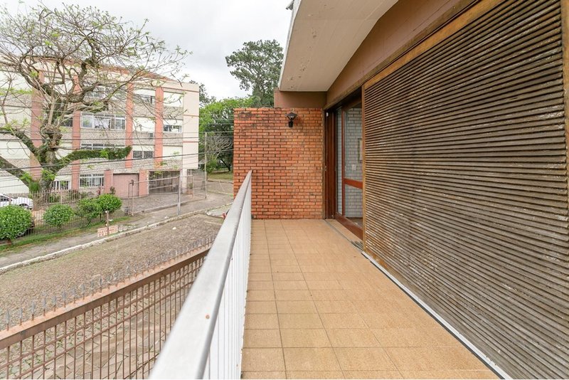 Casa SSCP 297 612521046-16 1 suíte 214m² Cândido Portinari Porto Alegre - 