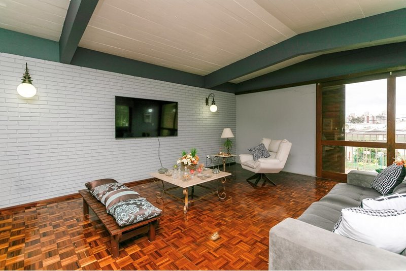 Casa SSCP 297 612521046-16 1 suíte 214m² Cândido Portinari Porto Alegre - 