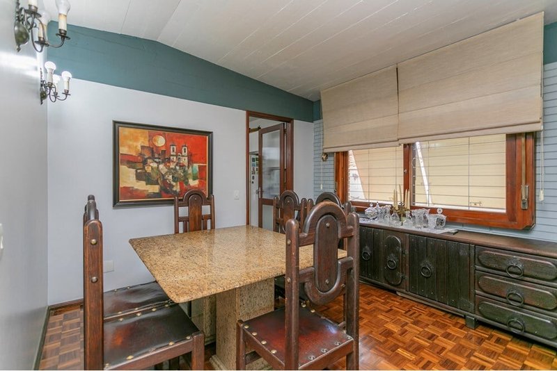 Casa SSCP 297 612521046-16 1 suíte 214m² Cândido Portinari Porto Alegre - 