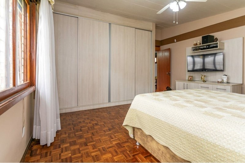 Casa SSCP 297 612521046-16 1 suíte 214m² Cândido Portinari Porto Alegre - 