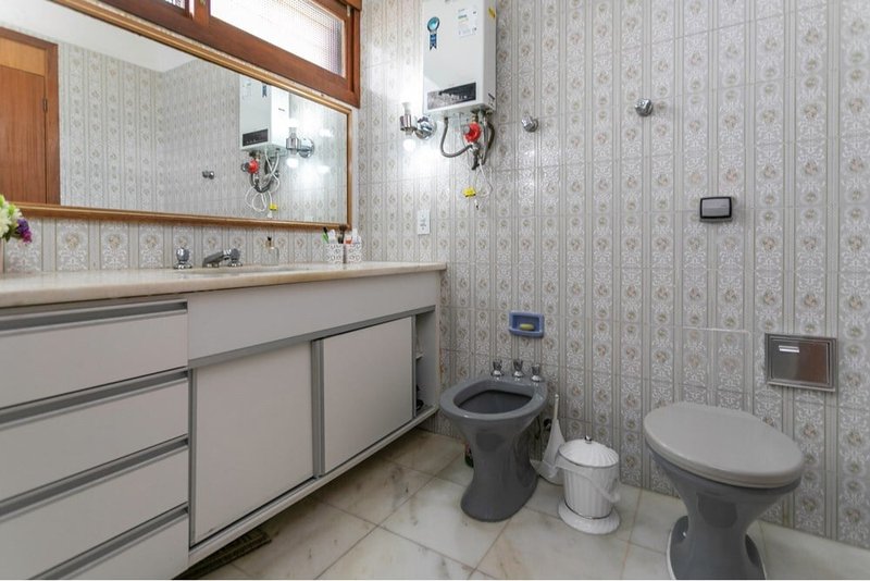 Casa SSCP 297 612521046-16 1 suíte 214m² Cândido Portinari Porto Alegre - 