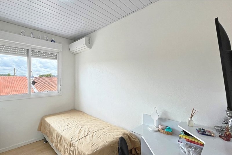 Casa HEPDC 2520 610191048-15 1 suíte 144m² Edgar Pires de Castro Porto Alegre - 