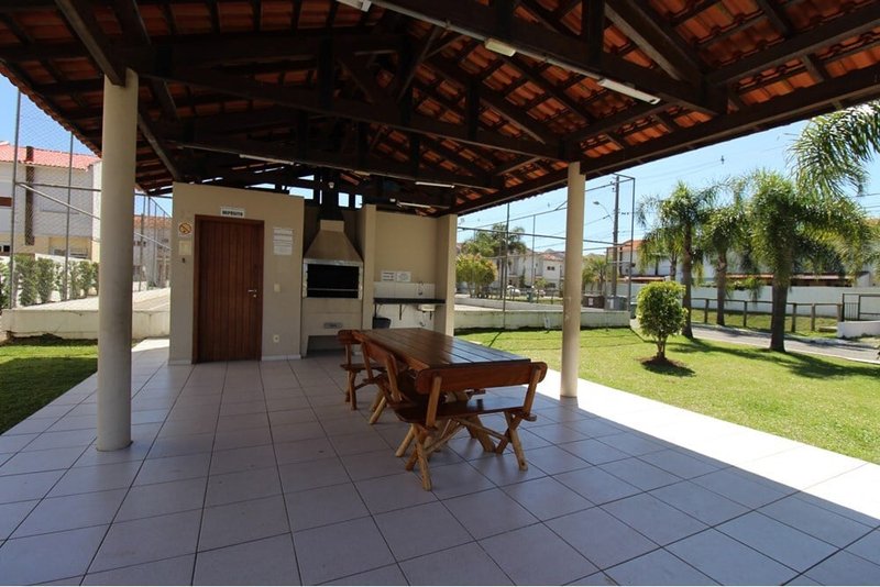 Casa HEPDC 2520 610191048-15 1 suíte 144m² Edgar Pires de Castro Porto Alegre - 