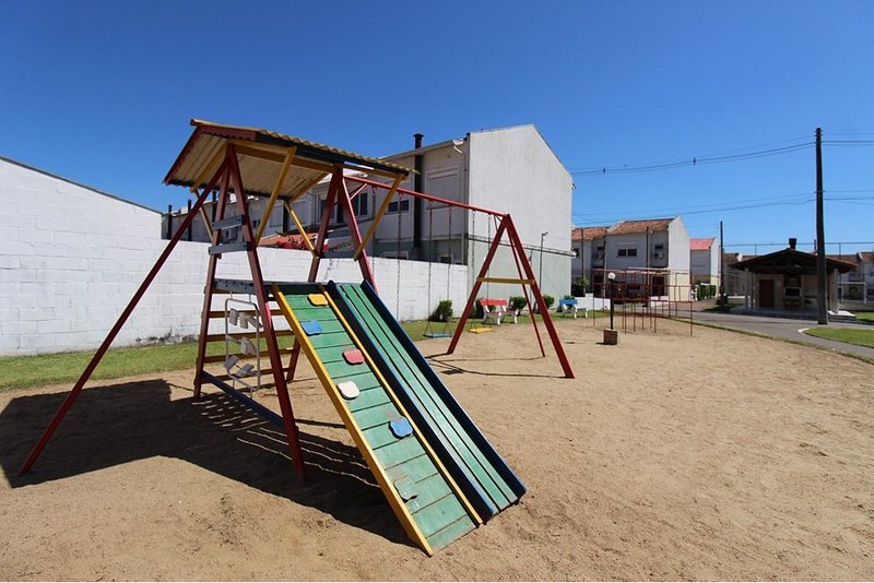 Casa HEPDC 2520 610191048-15 1 suíte 144m² Edgar Pires de Castro Porto Alegre - 