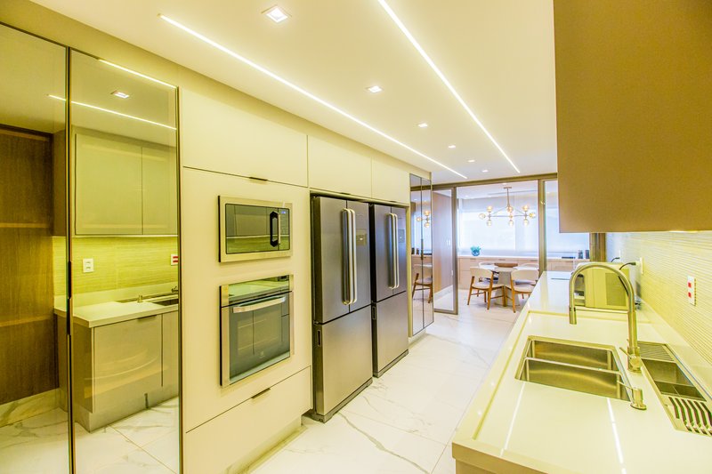 The Lake Alphaville - Apartamento à venda com 376 m² | 3 suítes Avenida Parkinson Barueri - 