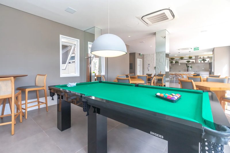 Apartamento com 2 dormitórios sendo 1 suíte ao lado do Bourbon Assis Brasil Travessa Jaguarão Porto Alegre - 