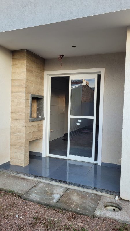 Casa com 2 dorms em bairro Centro Novo em Eldorado Do Sul - Eldorado do Sul - 