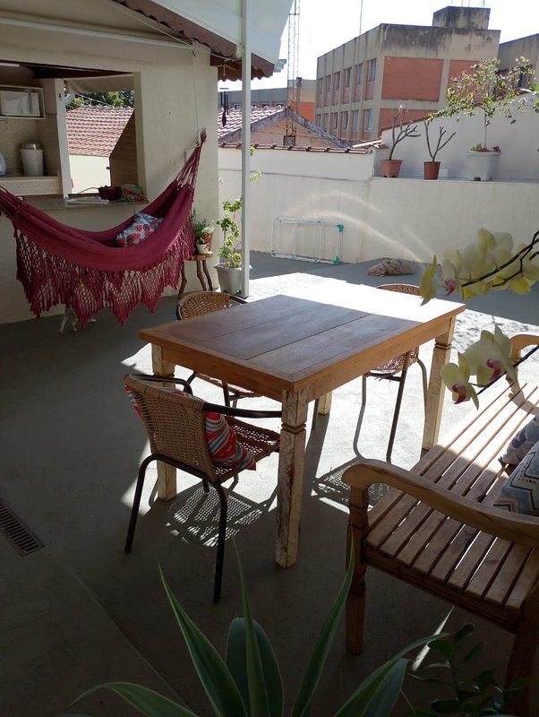 Casa Charmosa em Localização Privilegiada! - Campinas - 