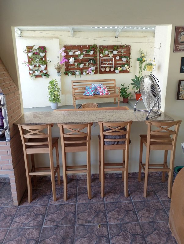 Casa Charmosa em Localização Privilegiada! - Campinas - 
