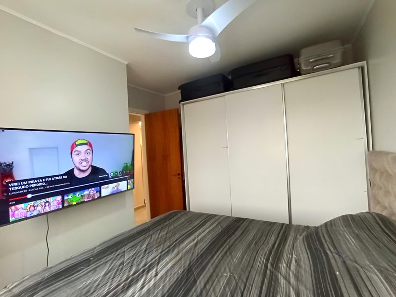 R$ 499.000 - LINDO APARTAMENTO - 61M2 - 2 DORM - REFORMADO - ANDAR ALTO - VISTA - 1 VAGA Rua Lopo Gonçalves Porto Alegre - 