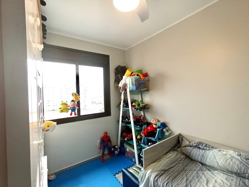 R$ 499.000 - LINDO APARTAMENTO - 61M2 - 2 DORM - REFORMADO - ANDAR ALTO - VISTA - 1 VAGA Rua Lopo Gonçalves Porto Alegre - 