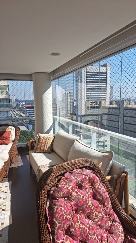 Apartamento com 187m² - 3 suítes, 3 vagas - varanda gourmet - Vila Leopoldina Rua Mergenthaler São Paulo - 