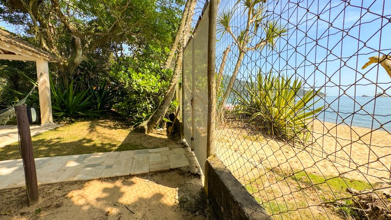 Casa frente ao mar na Praia de Toque Toque - LOCAÇÃO DIÁRIA - São Sebastião - 