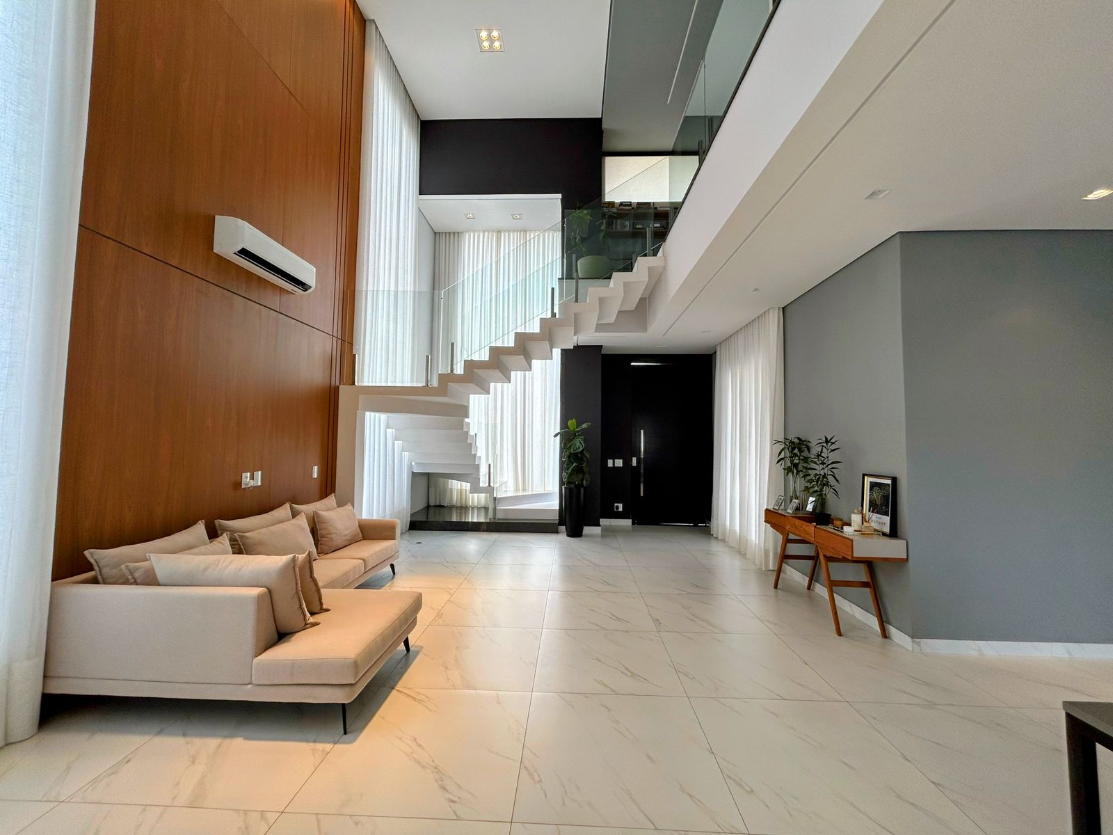 Casa com 3 dormit&oacute;rios &agrave; venda,360 m&sup2; - Alphaville Nova Esplanada IV - Votorantim - SP Alameda Nova Zelândia Votorantim - 