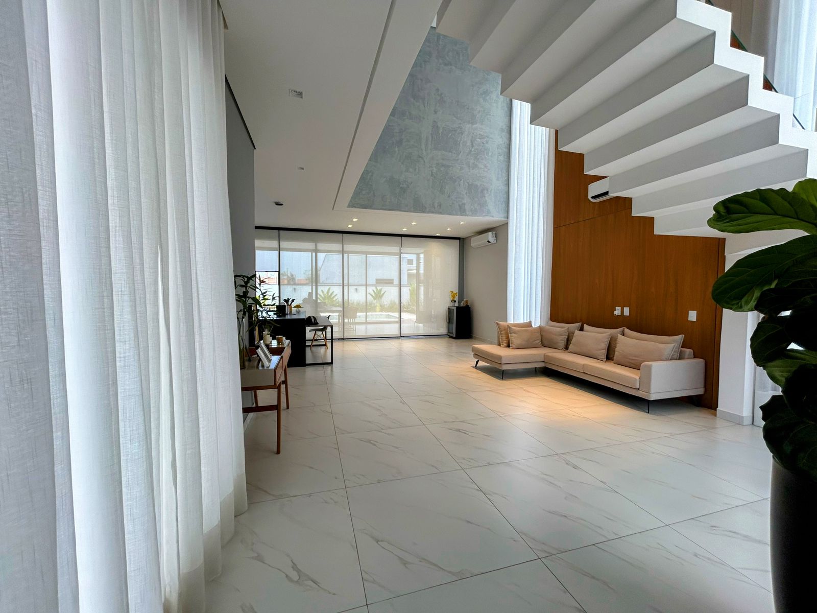 Casa com 3 dormit&oacute;rios &agrave; venda,360 m&sup2; - Alphaville Nova Esplanada IV - Votorantim - SP Alameda Nova Zelândia Votorantim - 