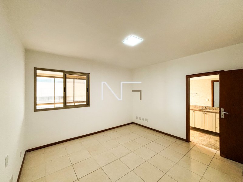 Gigante frente ao mar na região mais buscada! 4 suítes com vista de cinema! Avenida Antônio Gil Vellozo Vila Velha - 