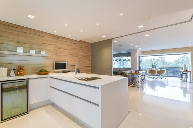 Apartamento a venda - Vila Nova Conceição -  3 suítes 244m² IV Centenário São Paulo - 