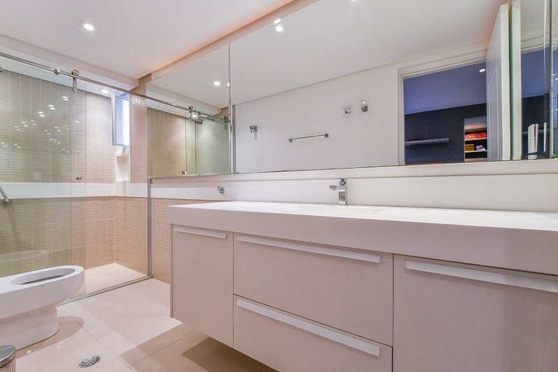Apartamento a venda - Vila Nova Conceição -  3 suítes 244m² IV Centenário São Paulo - 