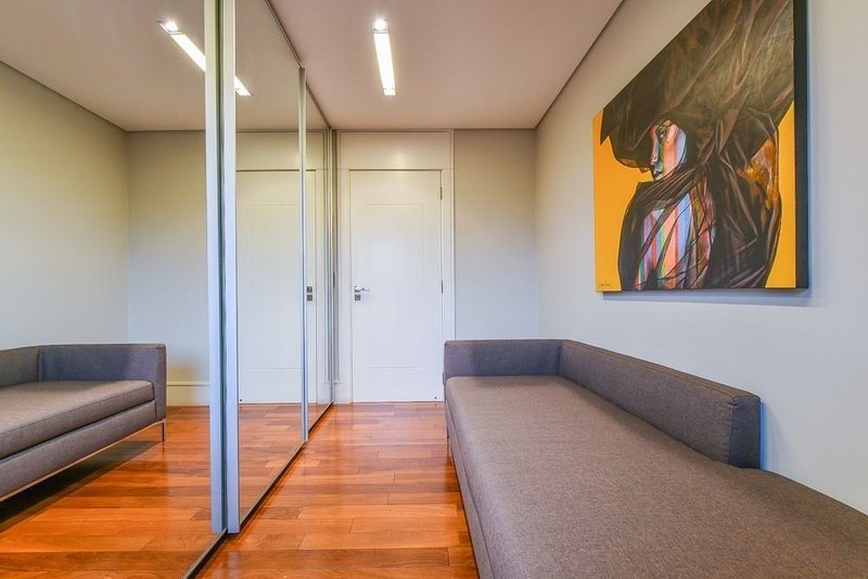 Apartamento a venda - Vila Nova Conceição -  3 suítes 244m² IV Centenário São Paulo - 