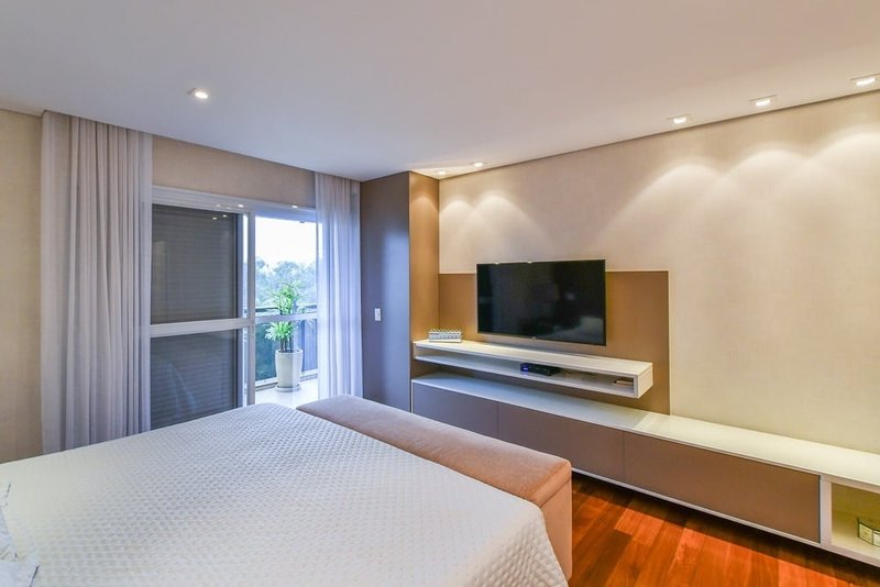 Apartamento a venda - Vila Nova Conceição -  3 suítes 244m² IV Centenário São Paulo - 