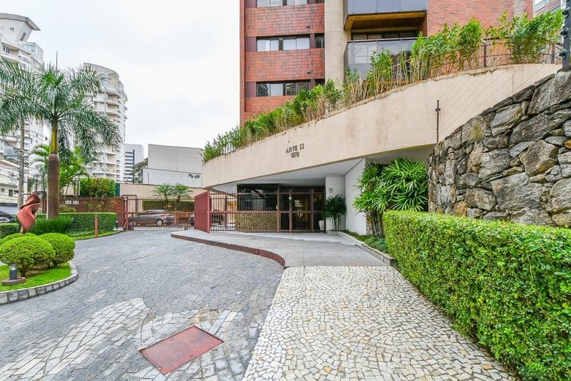 Apartamento a venda - Vila Nova Conceição -  3 suítes 244m² IV Centenário São Paulo - 