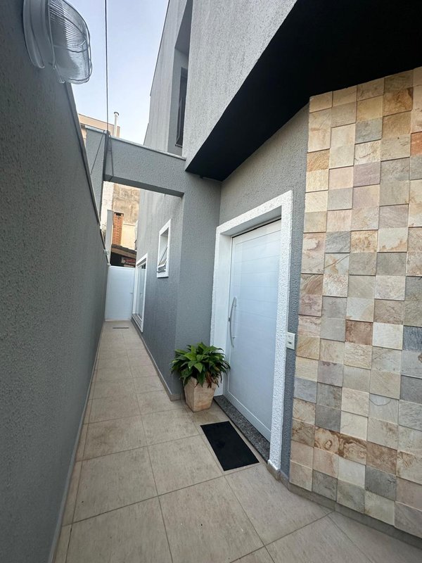 OPORTUNIDADE DE UMA BELISSIMA CASA NO VILLA VERDE - Franco da Rocha - 