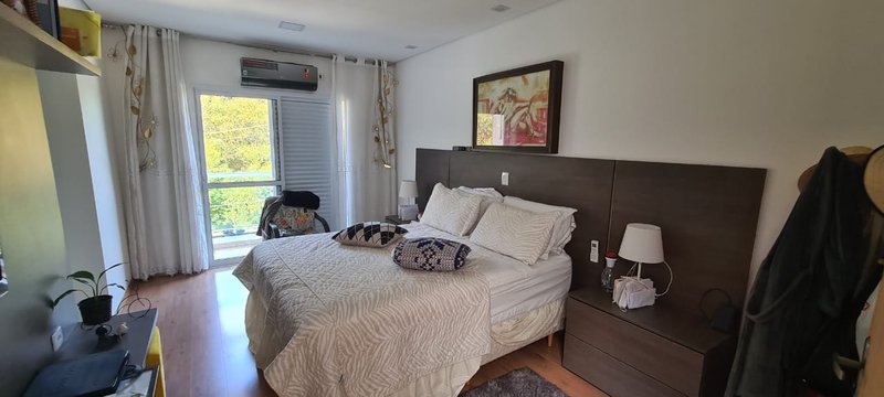 OPORTUNIDADE DE UMA BELISSIMA CASA NO VILLA VERDE - Franco da Rocha - 