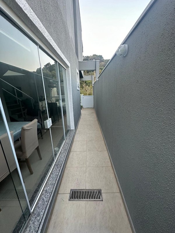 OPORTUNIDADE DE UMA BELISSIMA CASA NO VILLA VERDE - Franco da Rocha - 