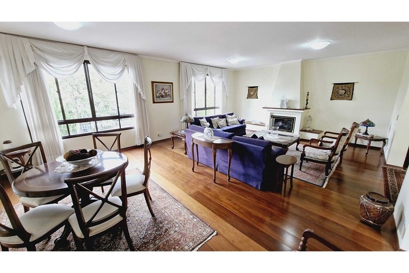 Casa a venda - Brooklin - 2 suítes 425m² Emboabas São Paulo - 