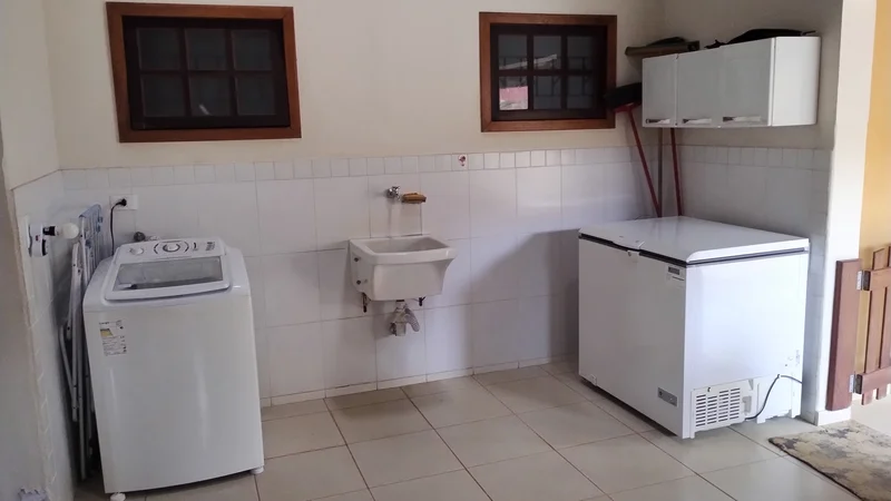 CHACARA COM 16.000 MELTROS NA BEIRA DA REPRESA EM SÃO JOSE DOS CAMPOS SP - São José dos Campos - 