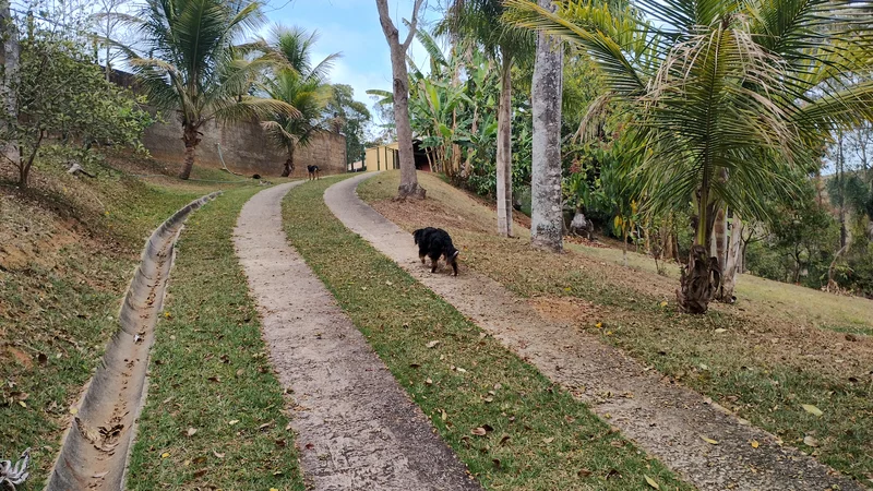 CHACARA COM 16.000 MELTROS NA BEIRA DA REPRESA EM SÃO JOSE DOS CAMPOS SP - São José dos Campos - 