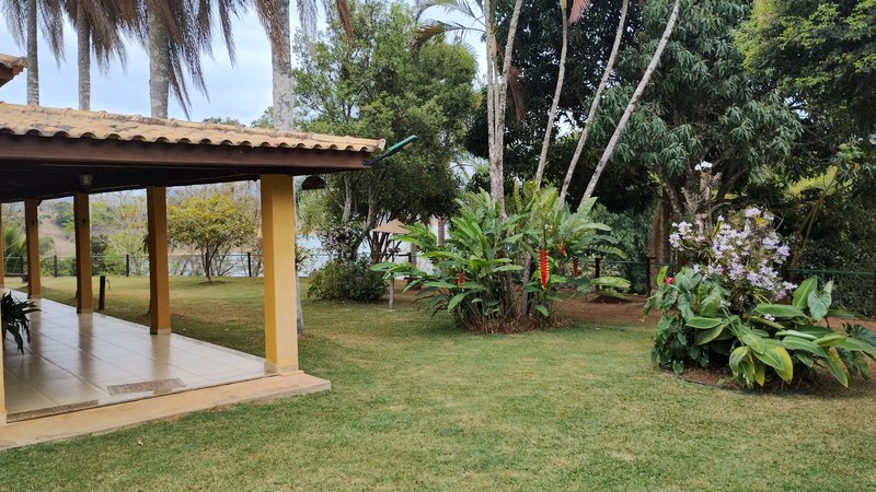 CHACARA COM 16.000 MELTROS NA BEIRA DA REPRESA EM SÃO JOSE DOS CAMPOS SP - São José dos Campos - 