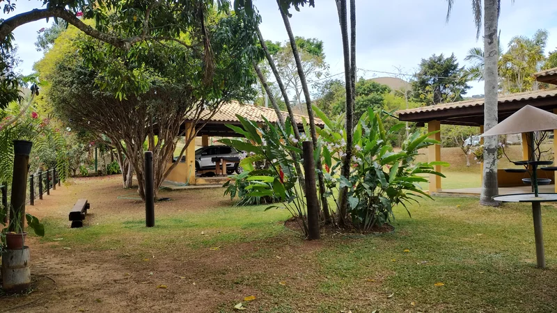 CHACARA COM 16.000 MELTROS NA BEIRA DA REPRESA EM SÃO JOSE DOS CAMPOS SP - São José dos Campos - 
