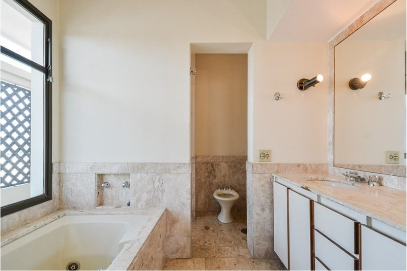 Apartamento a venda - Pinheiros - 3 suítes 246m² Costa Carvalho São Paulo - 