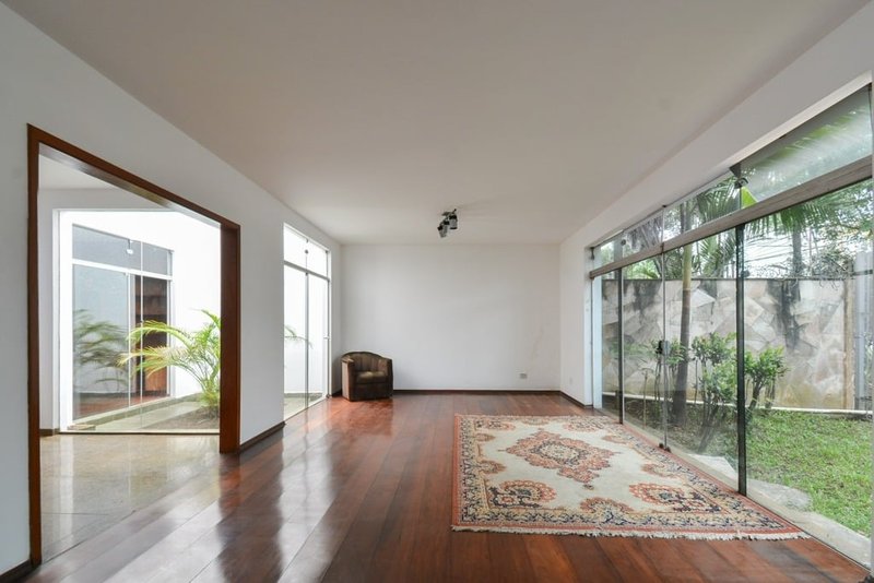 Casa a venda - Planalto Paulista - 2 suítes 331m² Ireré São Paulo - 