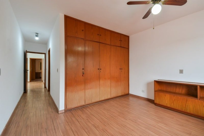 Casa a venda - Planalto Paulista - 2 suítes 331m² Ireré São Paulo - 