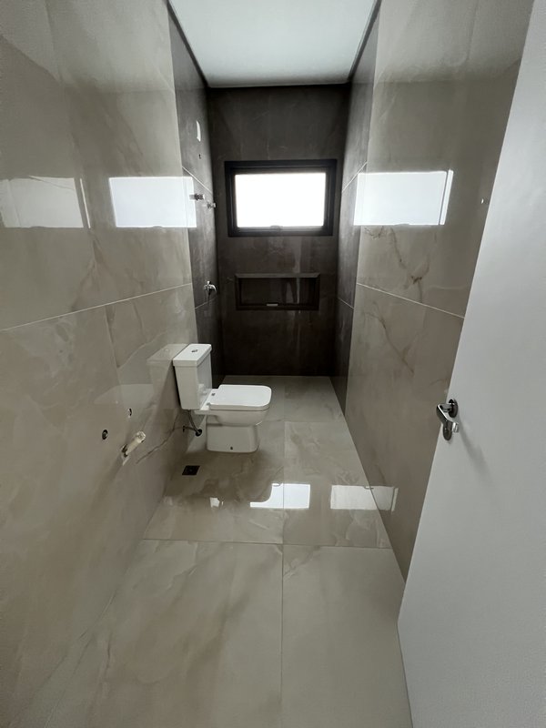 QUALIDADE DE VIDA É NO HORIZON | R$ 3.450.000 - 421M² | 4 SUÍTES | 4 VAGAS Rua das Petúnias Estância Velha - 