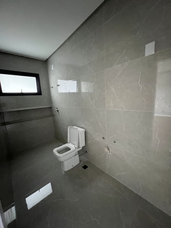 QUALIDADE DE VIDA É NO HORIZON | R$ 3.450.000 - 421M² | 4 SUÍTES | 4 VAGAS Rua das Petúnias Estância Velha - 