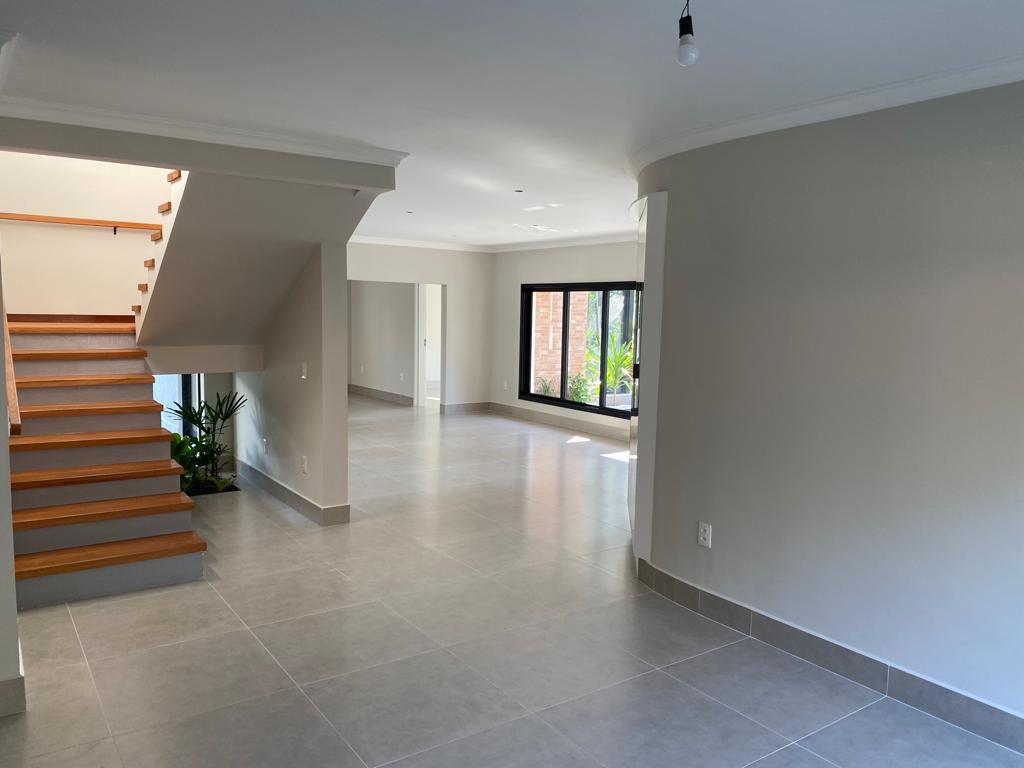 Casa com 4 dormit&oacute;rios &agrave; venda,453 m&sup2; - Condom&iacute;nio Lago Azul Golfe Clube -Ara&ccedil;oiaba - SP Rodovia Raposo Tavares Araçoiaba da Serra - 